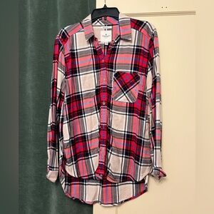 American Eagle Outfitters Red, Black & White Plaid Button-Up Shirt
